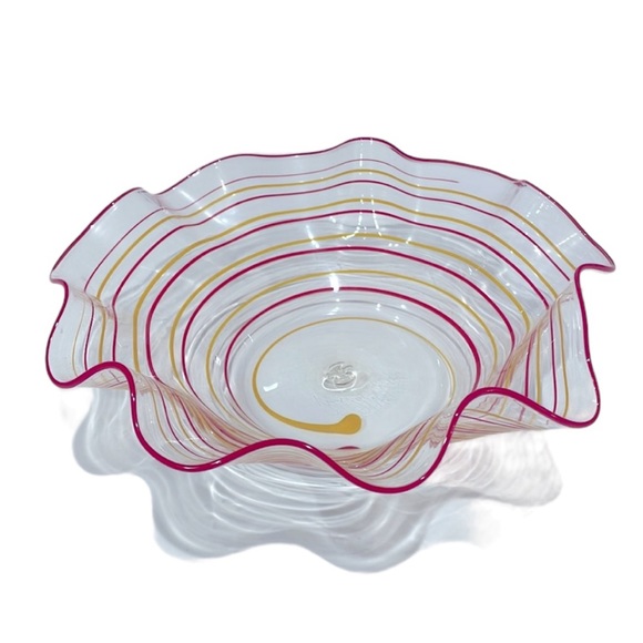Vintage Signed John Burchetta Handblown Art Glass Handkerchief Bowl. EUC.